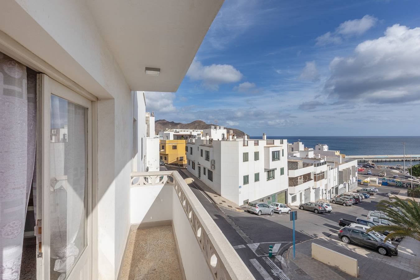 Appartement entier, Appartement de vacances 'Edificio El Baifo Loco - Constantin' avec vue sur la mer et balcon in Playa de Gran Tarajal, Gran Tarajal