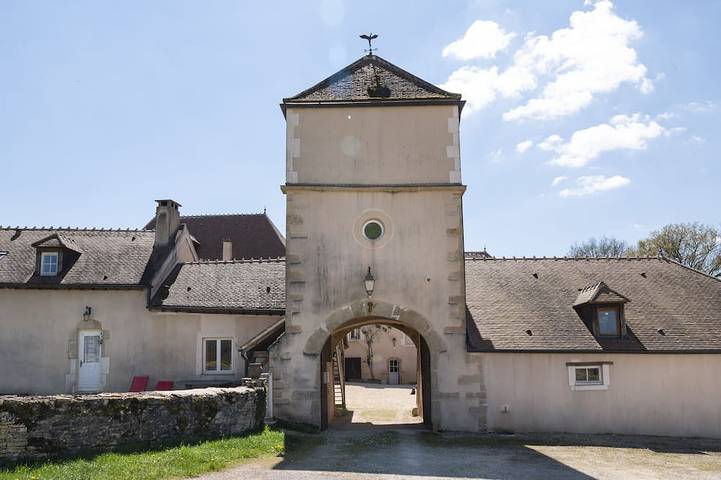 Location de vacances pour 2 personnes, avec Piscine et Sauna à Asquins