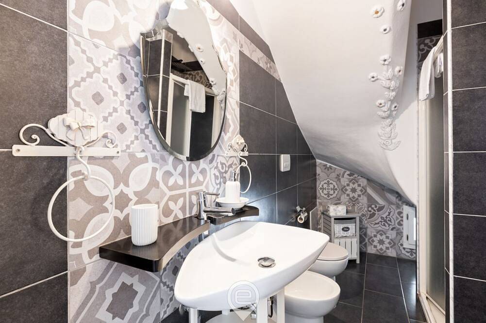 Domo Antico Borgo - White Room in Oristano, Campidano