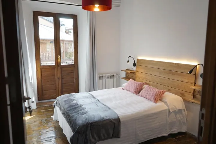 Hotel para 2 personas, con vistas y balcón - 1
