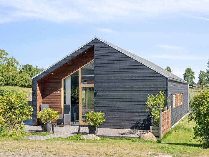 Feriehus for 6 personer, med terrasse i Falster