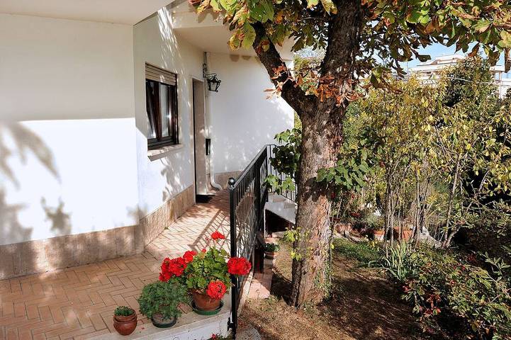 Appartamento intero, Intero Appartamento ( 72 m²) con 2 camere, 2 bagni, soggiorno e cucina in L'Aquila, Gran Sasso