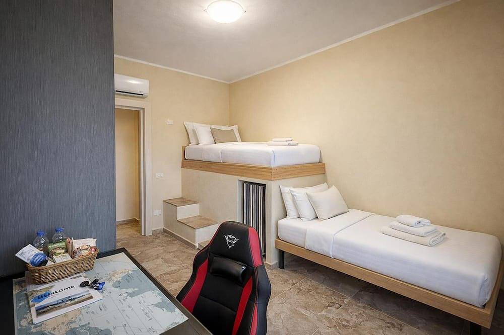 Appartamento intero, Duplex Le Onde - Town Center & Parking, Ceriale, Italy in Ceriale, Riviera di Ponente