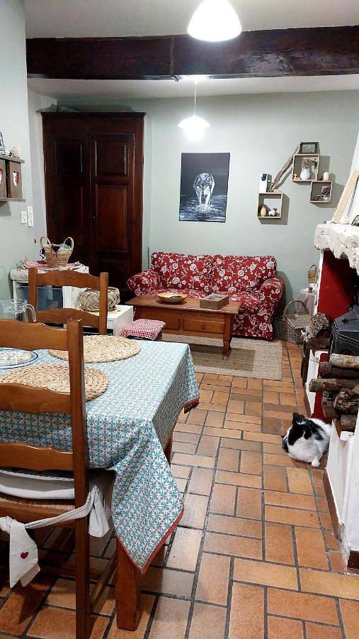 Three-Bedroom House in Thoard, Alpes-de-Haute-Provence