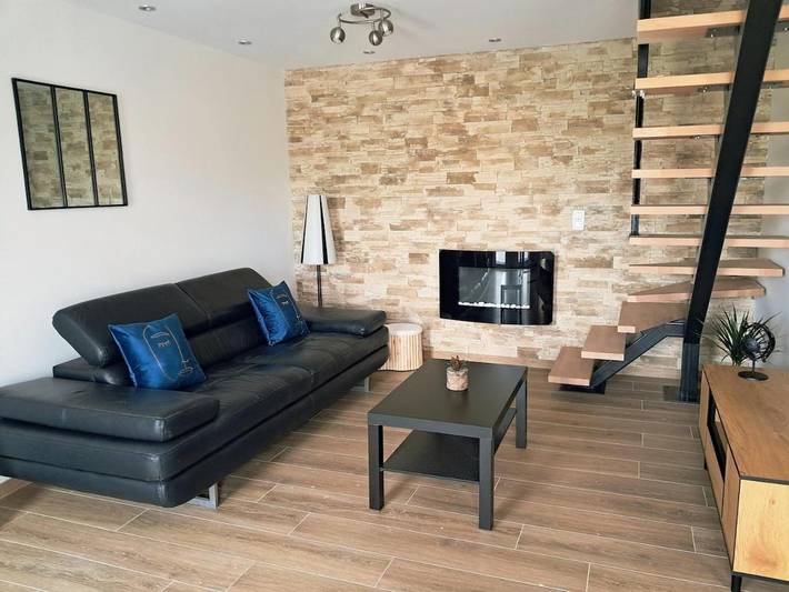 Location de vacances pour 5 personnes, avec vue et terrasse, animaux acceptés à Brunehaut (Belgique)