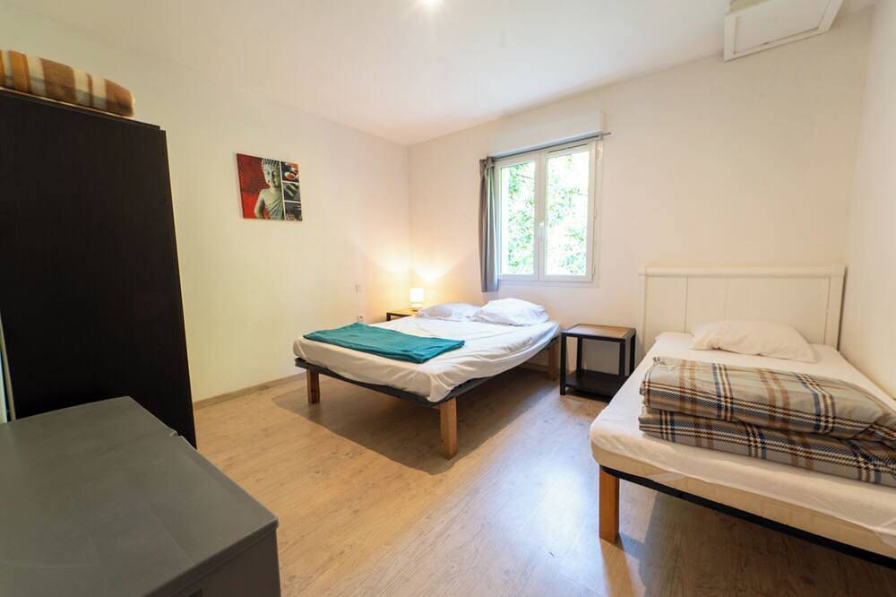 Gîte Cévennes de plein pied tout confort  avec piscine privative 12 pers in Branoux-les-Taillades, Parc national des Cévennes