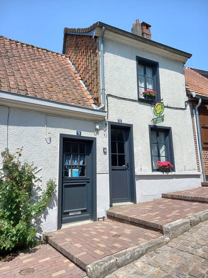 Gîte pour 3 personnes, avec terrasse et jardin