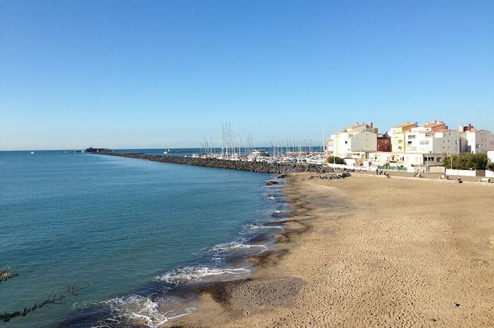 Gîte pour 6 personnes, avec terrasse dans La plagette (Cap d'Agde)