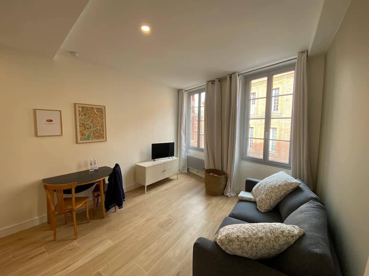 Studio entier, Studio pour 2 personnes in Capitole (Toulouse), Toulouse