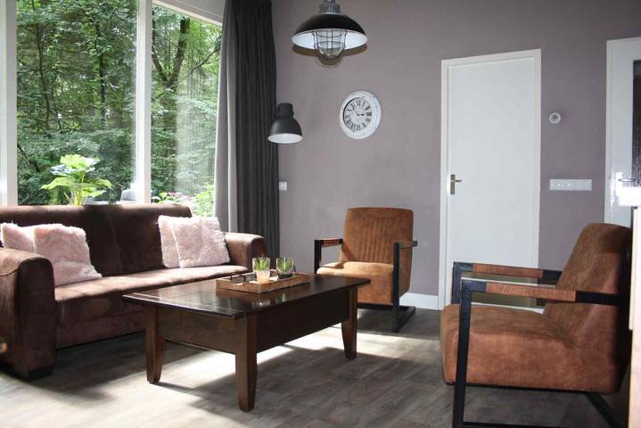Luxus ferienhaus für 4 Erwachsene und 2 Kinder mit Außen Spa in der Veluwe. in Epe, Veluwe