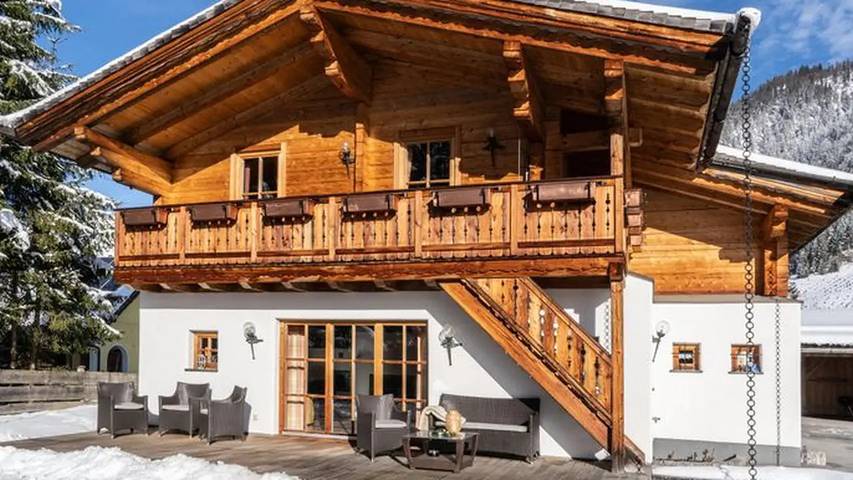 Ferienhaus für 10 Personen, mit Terrasse und Sauna