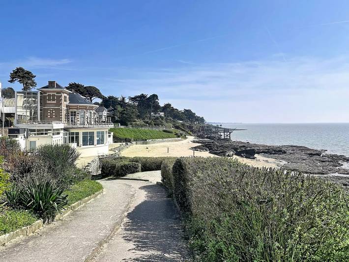 Gîte pour 4 personnes, avec balcon dans Plage de La Source - 4
