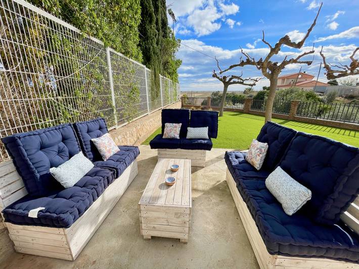 Chalet para 4 personas, con terraza y jardín, Se admiten mascotas en Delta del Ebro - 3