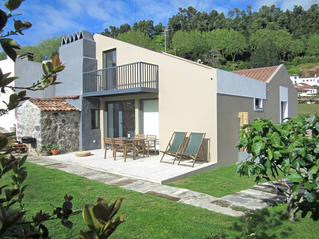 In Furnas mit Terrasse, Garten und Grill in Furnas-See, Furnas