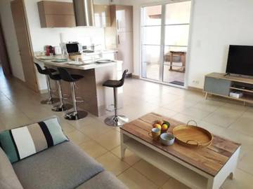 Gîte pour 4 personnes, avec vue et terrasse à Brando