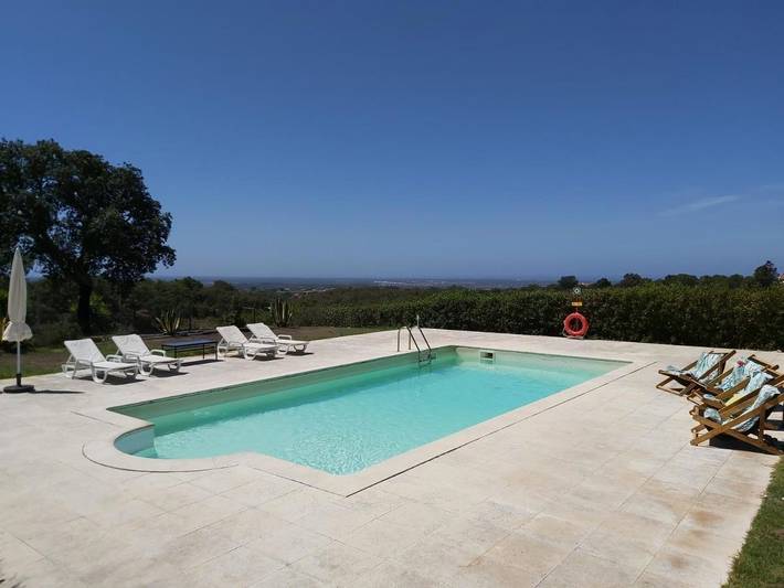 Casa de férias para 8 pessoas, com Terraço e Jardim e ainda Piscina and Vista em Santiago do Cacém