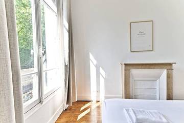 Appartement De Vacances pour 4 Personnes dans Puteaux, Hauts-de-Seine, Photo 3