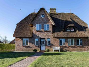 Ferienhaus für 3 Personen, mit Sauna und Garten sowie Terrasse in Utersum