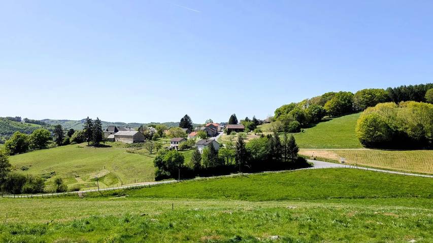 Gîte pour 6 personnes, avec jardin à Saint-Julien-le-Petit - 2