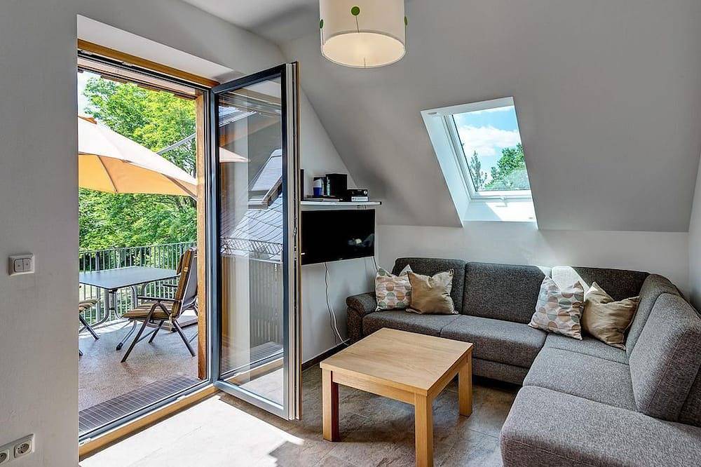 Ganze Wohnung, Ferienwohnung 4 mit Balkon - Gästehaus Schloßhalbinsel in Pöhl, Chemnitz und Umgebung