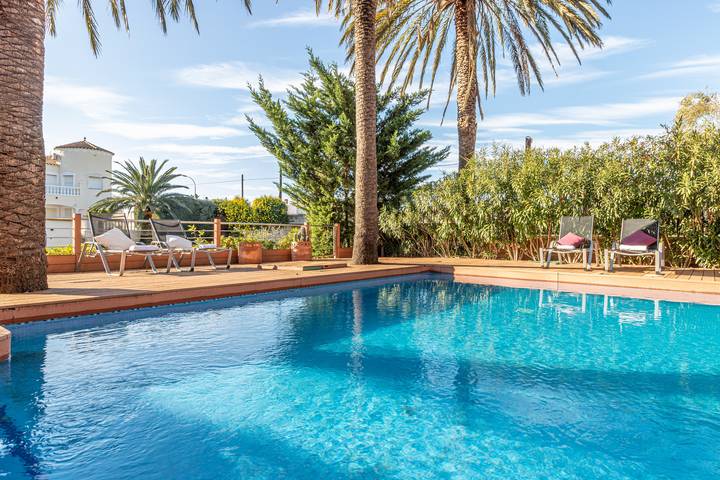 Casa rural para 10 personas, con terraza en Ampuriabrava - 2