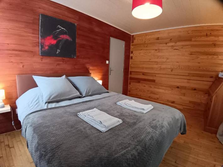 Location de vacances pour 4 personnes, avec vue et jardin, adapté aux familles à La Roque-Gageac