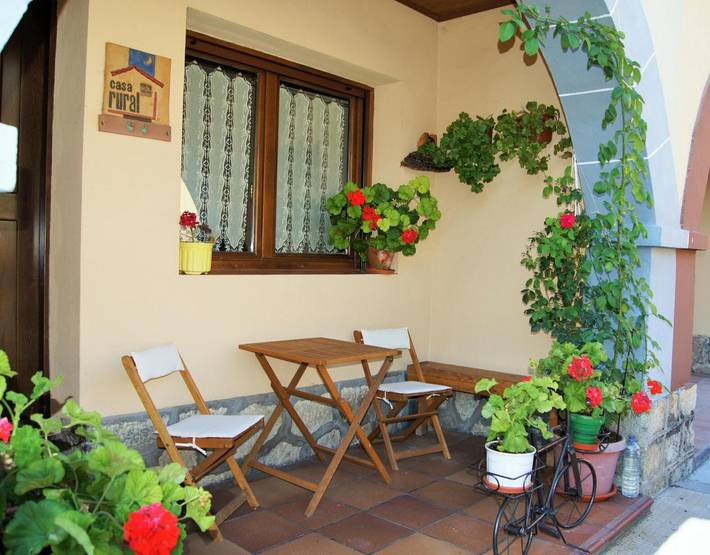 Finca 'Laguna Negra 49' mit privater Terrasse, Balkon und Wlan in San Leonardo de Yagüe, Soria Provinz