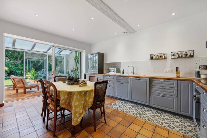Casa de vacaciones «La Maison De Famille» con terraza, jardín privado y Wi-Fi in Luçon, Fontenay-le-Comte