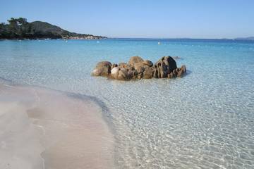Gîte pour 6 personnes, avec terrasse et jardin dans Plage de Mare e Sole