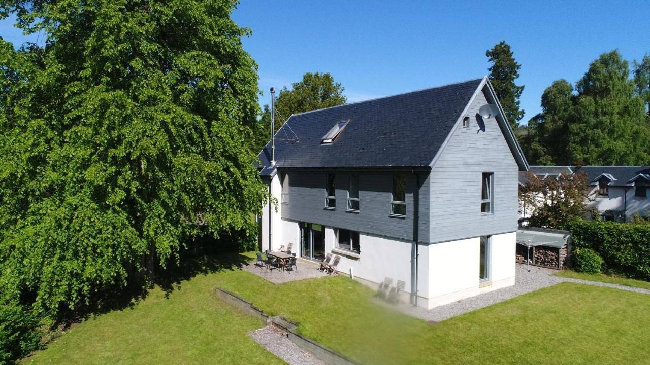 Four-Bedroom House in Strathpeffer, Highlands