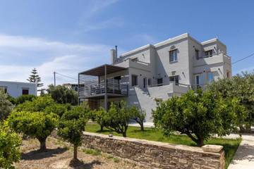 Villa for 7 People in Tinos, Cyclades, Photo 2