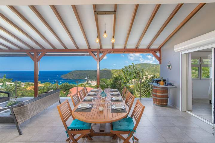 Location de vacances pour 8 personnes, avec terrasse ainsi que jardin et piscine à Les Anses-d'Arlet - 3