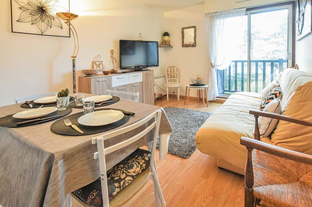 Entire apartment, Cozy apartment in Blonville-sur-Mer in Blonville-sur-Mer, Lisieux region