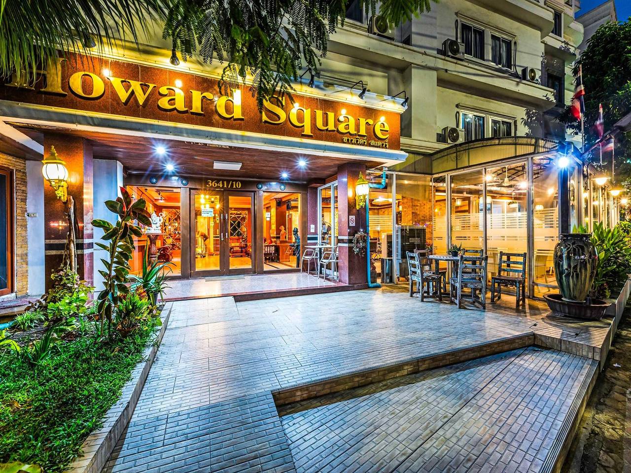 Lux Deluxe Escape | Elegant Vibes at Howard Stay in Bangkok, Thailand