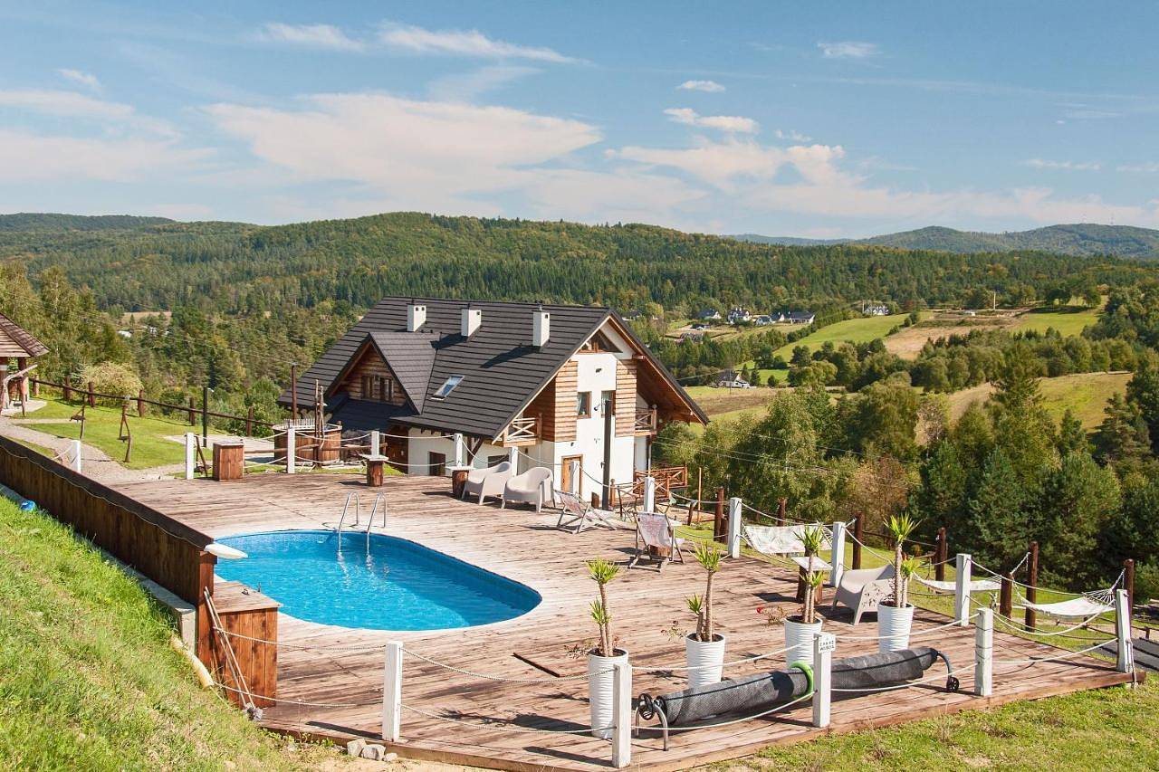 Cały apartament, Chata w Bieszczadzie Spa apartamenty i domki z podgrzewanym basenem in Karpaty (Polska)
