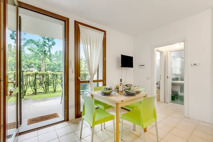 Ferienwohnung für 4 Personen, mit Terrasse und Kinderpool in Gemeinde Porlezza - 2