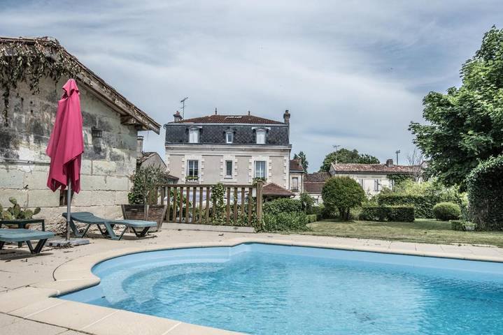 Gîte pour 2 personnes, avec jardin et piscine à La Roche-Chalais - 2