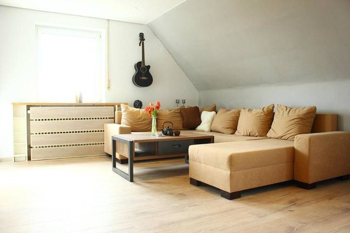 Ferienwohnung für 4 Personen, mit Balkon und Ausblick in Kötz