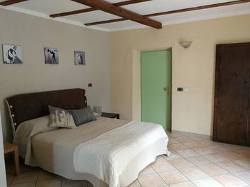Maison d’hôte pour 3 personnes, avec jardin et vue, animaux acceptés dans Lesegno