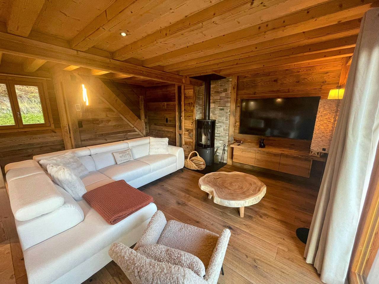 Appartement entier, Magnifique chalet 4 chambres aux Gets, vue imprenable in Les Gets, Les Portes du Soleil