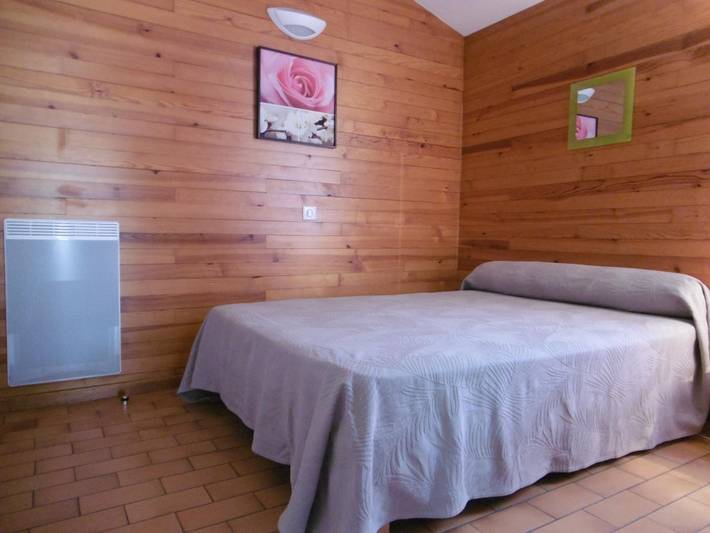 Gîte pour 6 personnes, avec terrasse à Brocas - 4