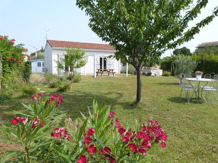 Location de vacances pour 2 personnes, avec terrasse et jardin à Gaillac - 4