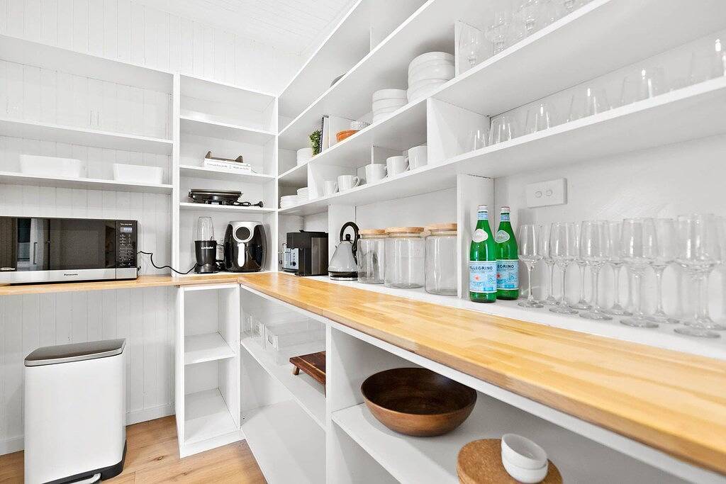 Coastal Hideaway Mccrae - relax amongst the gum trees in McCrae, Mornington Peninsula