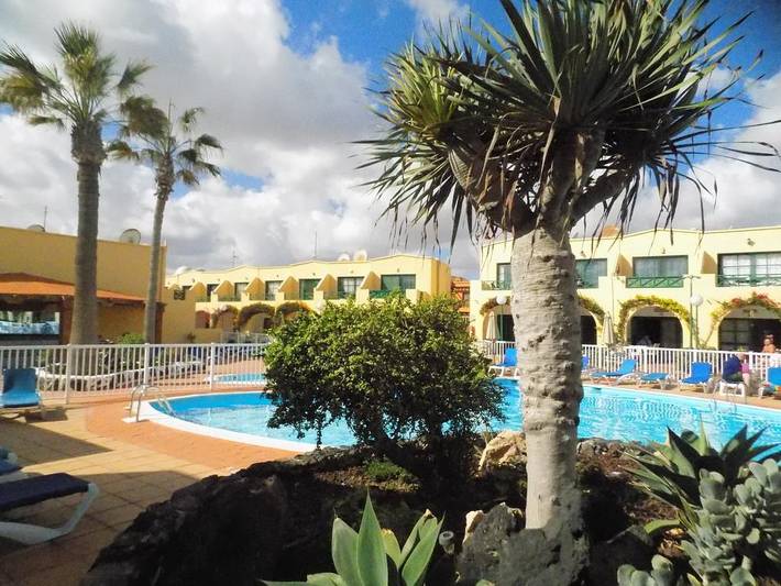 Holiday letting for 2 people, with garden and terrace in Antigua