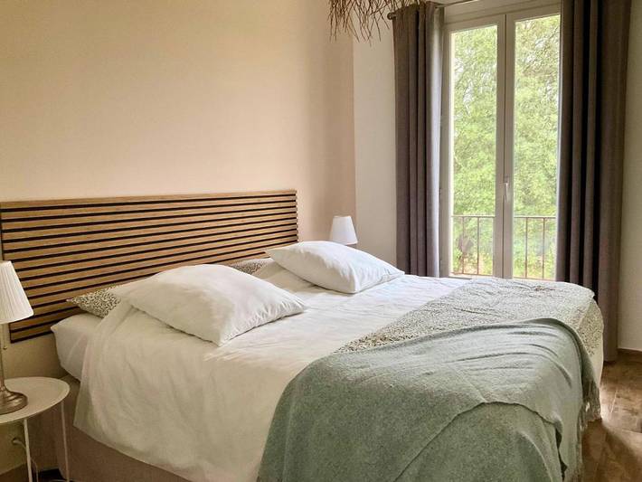 Location de vacances pour 6 personnes, avec jardin ainsi que piscine et vue à Saint-Jean-de-Cuculles - 4