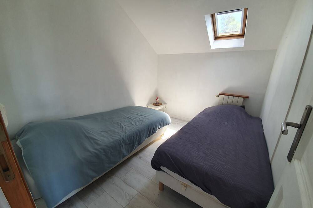 Family and Business Stay! Spacious 135m2 house (garden and parking) in Livry-Gargan, Sena-Saint Denis