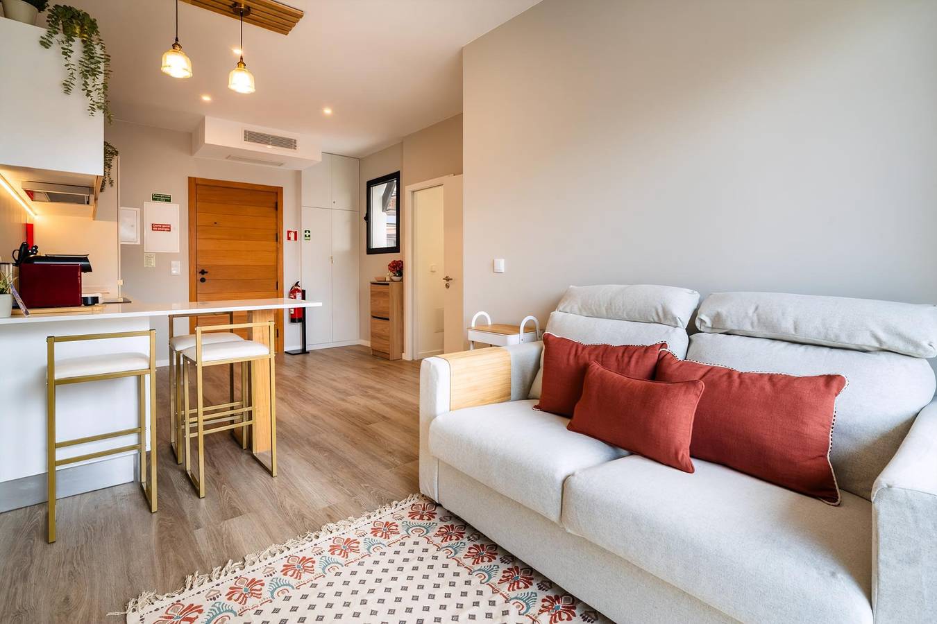 Apartamento inteiro, Guestready -  A Modern Stay Near Machico Beach in Machico, Madeira
