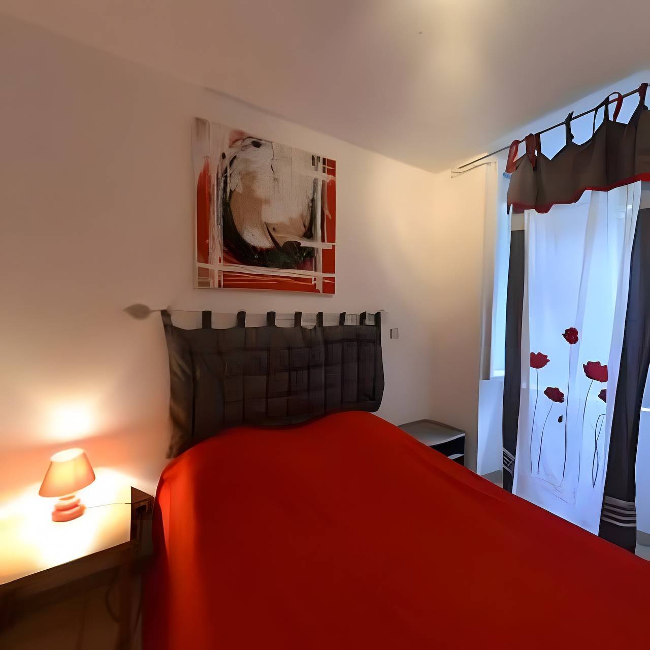 Appartement entier, Gîte 02 avec tv et wifi in Vallon-Pont-d'Arc, Gorges de l’Ardèche
