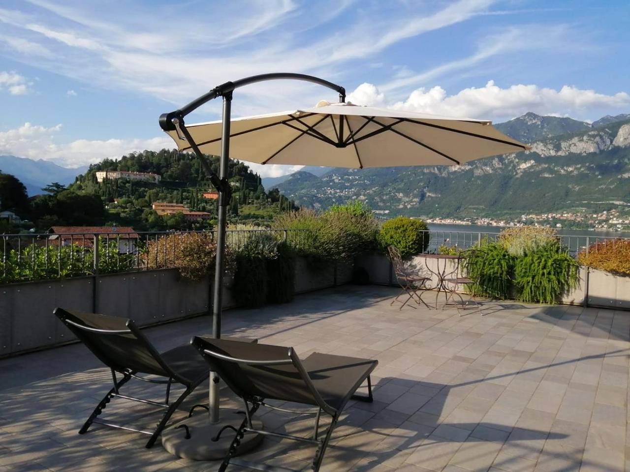 Apartamento entero, Apartamento 'Brezza' con vistas al lago, Wi-Fi y aire acondicionado in Bellagio, Municipio de Bellagio