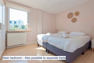 Vacation Rental for 7 Guests in Zandvoort, North Sea Netherlands, Picture 2